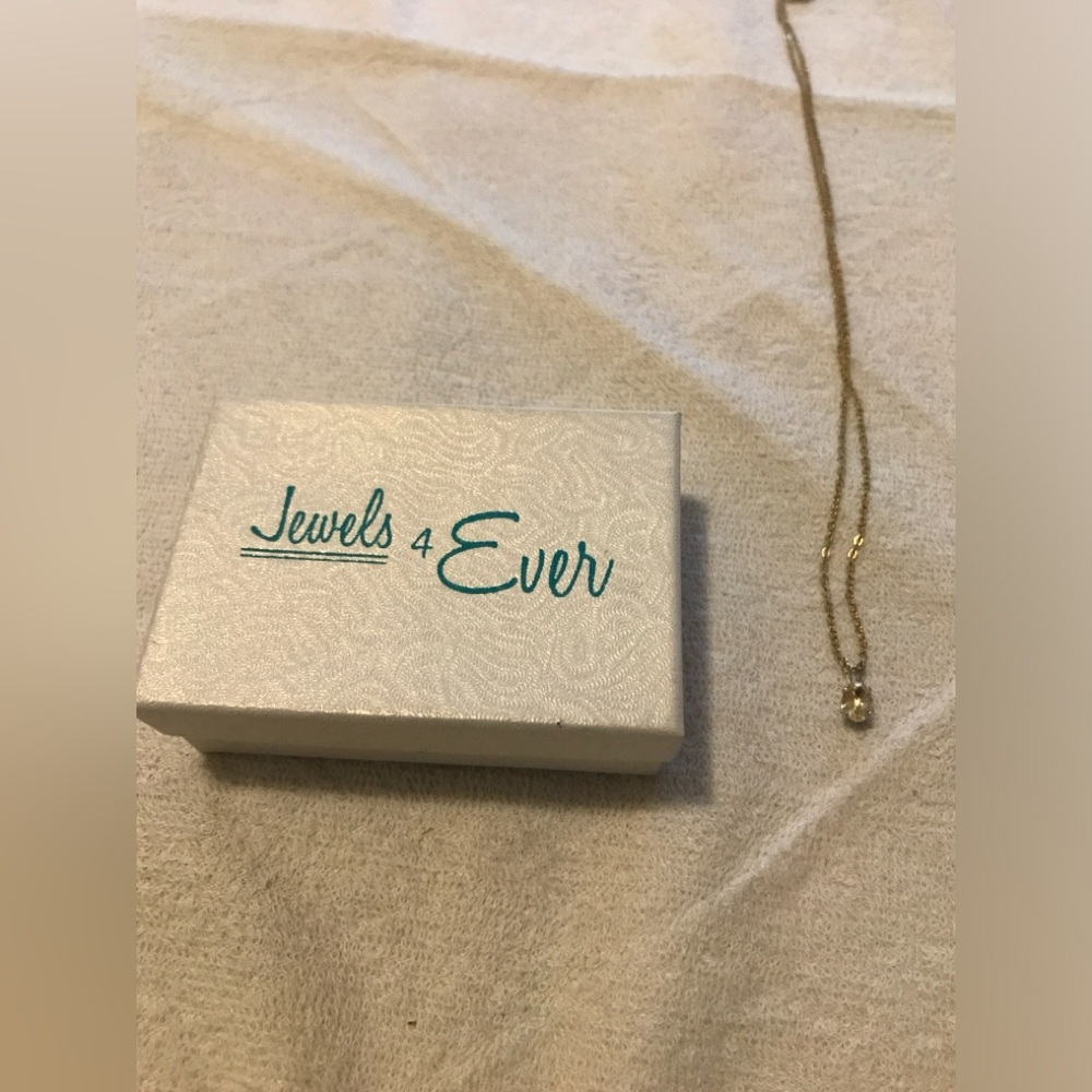 Jewels 4 Ever Gold Tone Small Citrine Necklace
